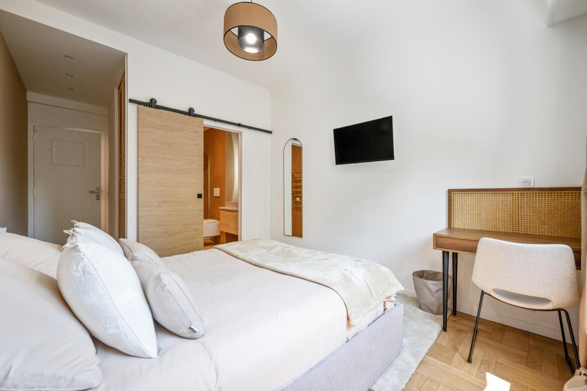 Luxueux, Spacieux Et Equipe A 5 Min Du Port Apartamento *